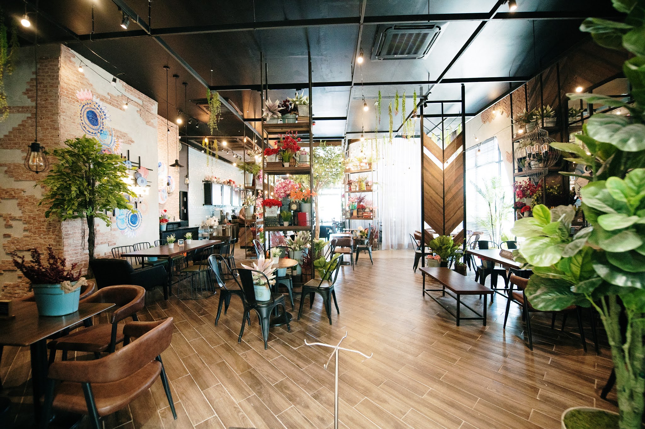 Falling in Love with a Cafe GenSan's Coffee Project The Walking Eyes