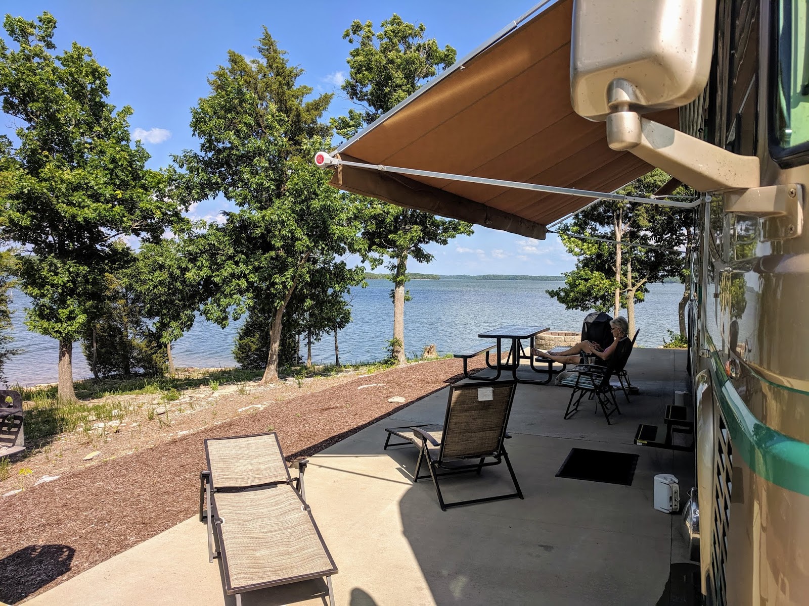 Safe places to stay near nashville tn