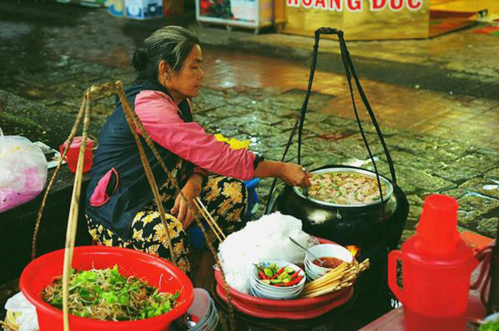 Đam mê du lịch: Ăn gì những ngày mưa? Những món ngon ngày mưa gây nghiện ở  Hà Nội, Sài Gòn