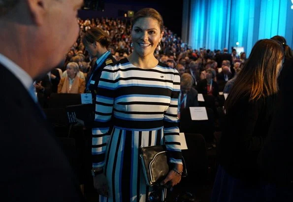 Crown Princess Victoria wore a printed midi dress by Dolce & Gabbana. In2Design Baroque Pearl earrings Kate Middleton