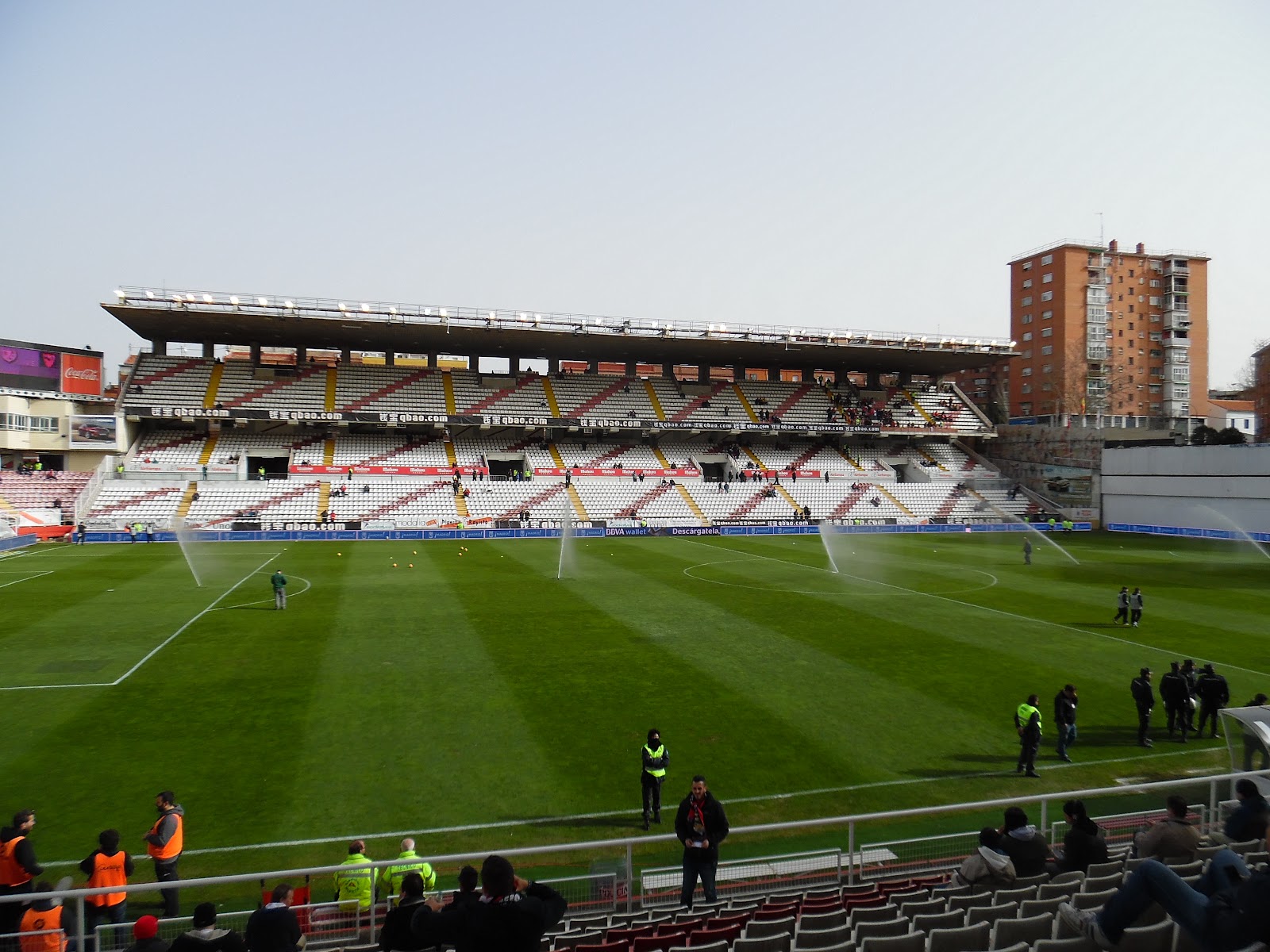 Damage In The Box!: RAYO VALLECANO (Campo de Futbol de Vallecas)