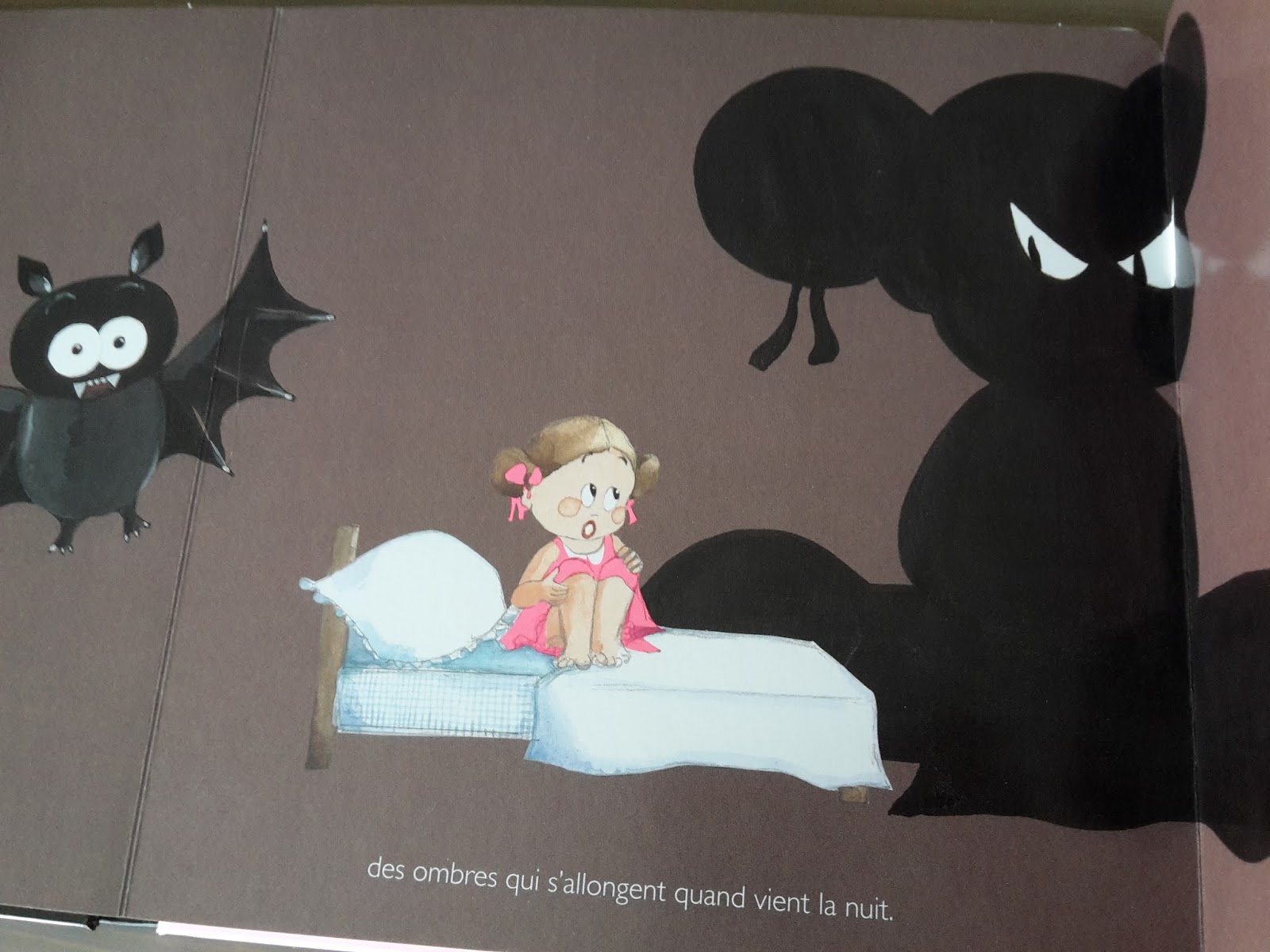 Sous le feuillage Rose a peur du noir