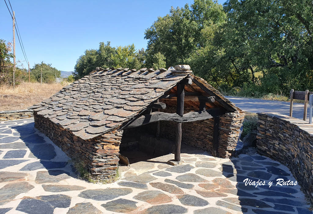 Pueblos negros de Guadalajara, El Espinar