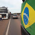 Caminhoneiros fecham BR-174 sentido Manaus durante protesto