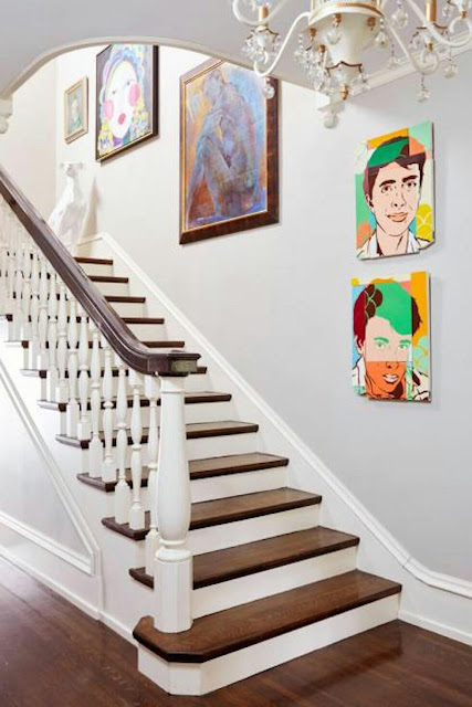 Decorating Ideas for Small Stairs