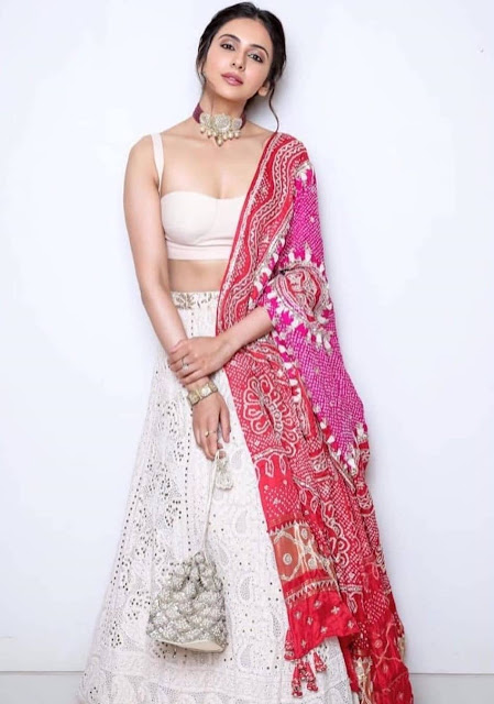 Actress Rakul Preet Singh IMAGES, GIF, ANIMATED GIF, WALLPAPER, STICKER FOR WHATSAPP & FACEBOOK