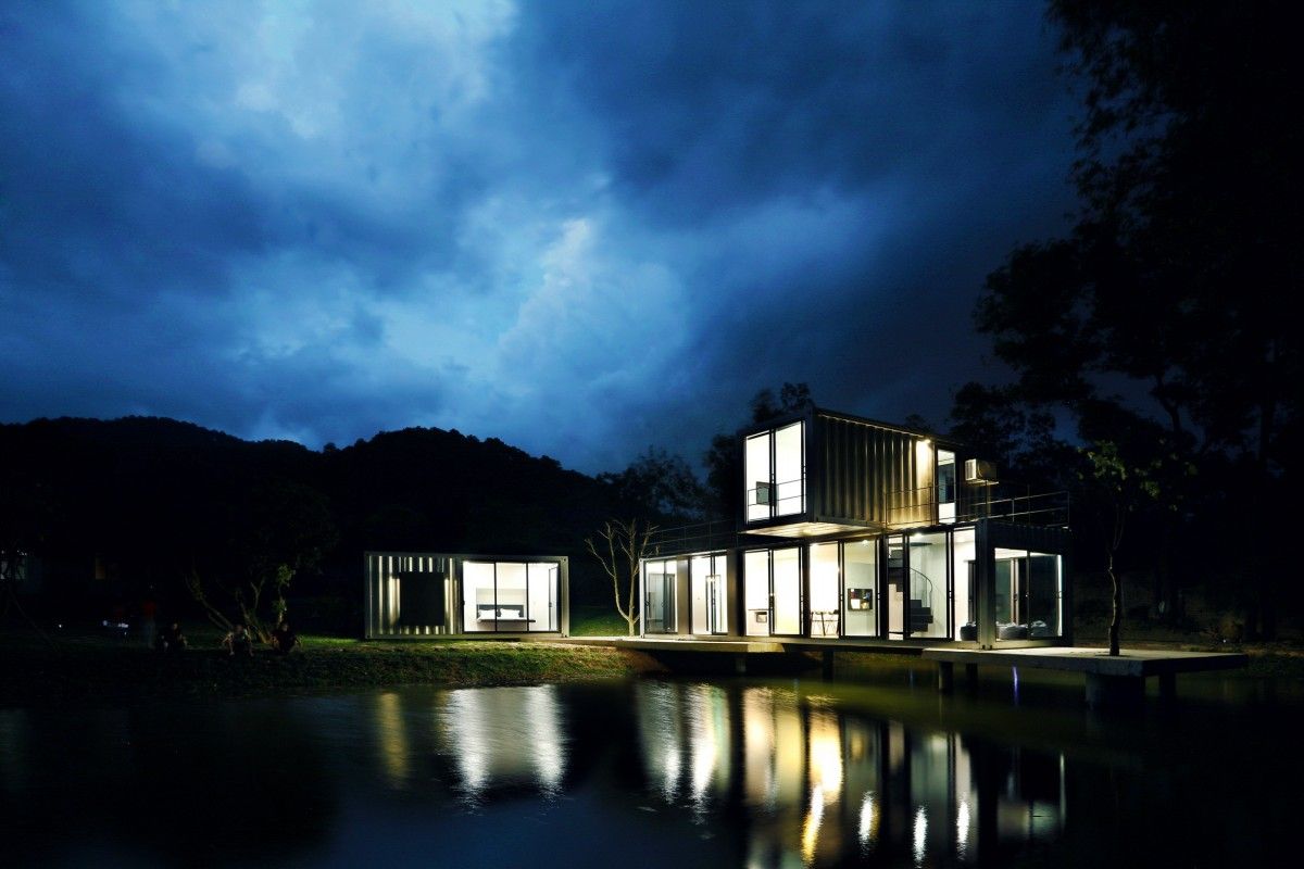 Shipping Container Homes & Buildings Simple but Sophisticated and Aesthetic Shipping Container