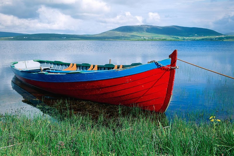 50+ Beautiful Boat Background Pictures, Great Inspiration!