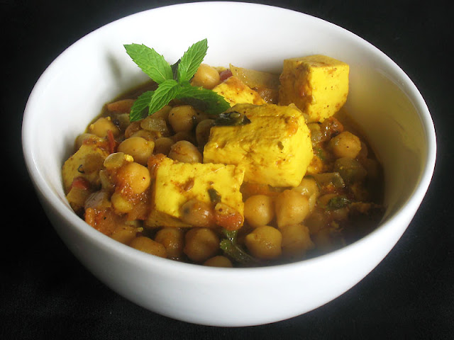 chickpea and paneer curry