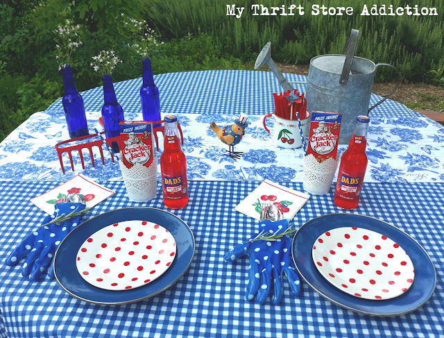 garden lover's patriotic tablescape