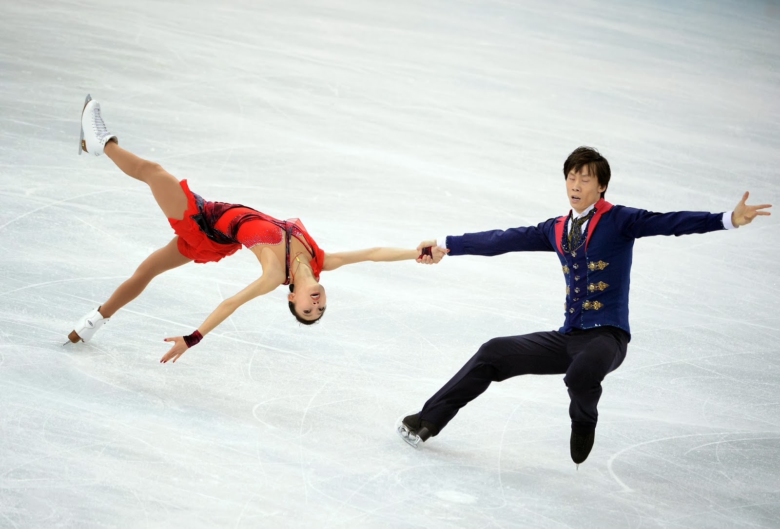 хоккей фигурное катание