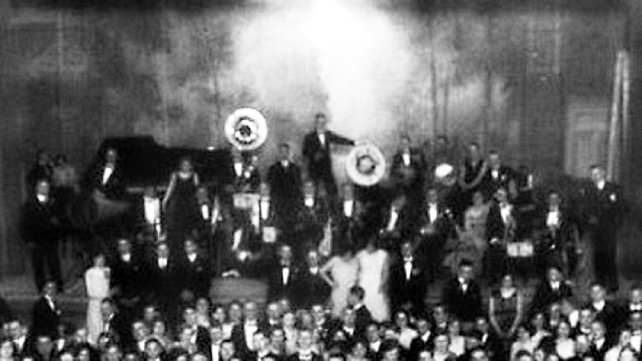 Orkest op de Grote Fuif in 1930 [klik op de foto]