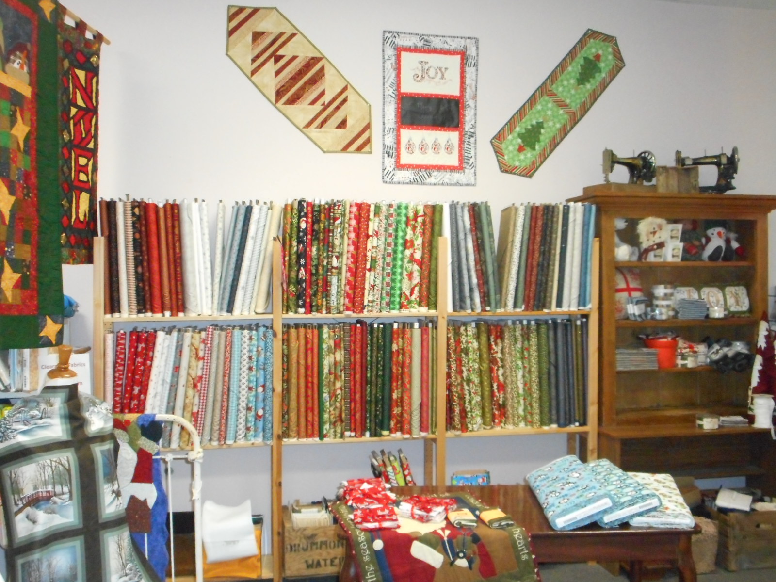 Sew Fresh Quilts Trunk Show in my own home town of Stratford