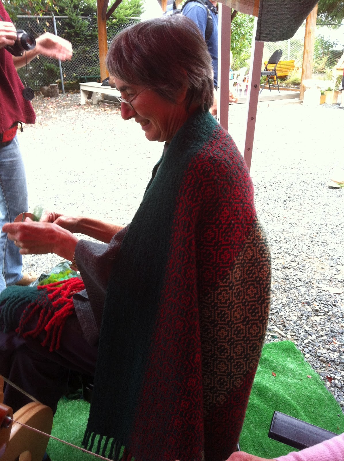 Qualicum Weavers and Spinners Guild September 2012