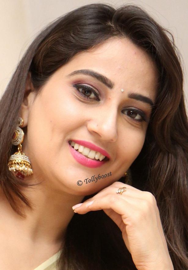 bollywood actress long hair photos tollywood tv actress manjusha long hair face close up bollywood actress long hair photos tollywood tv actress manjusha long hair face close up