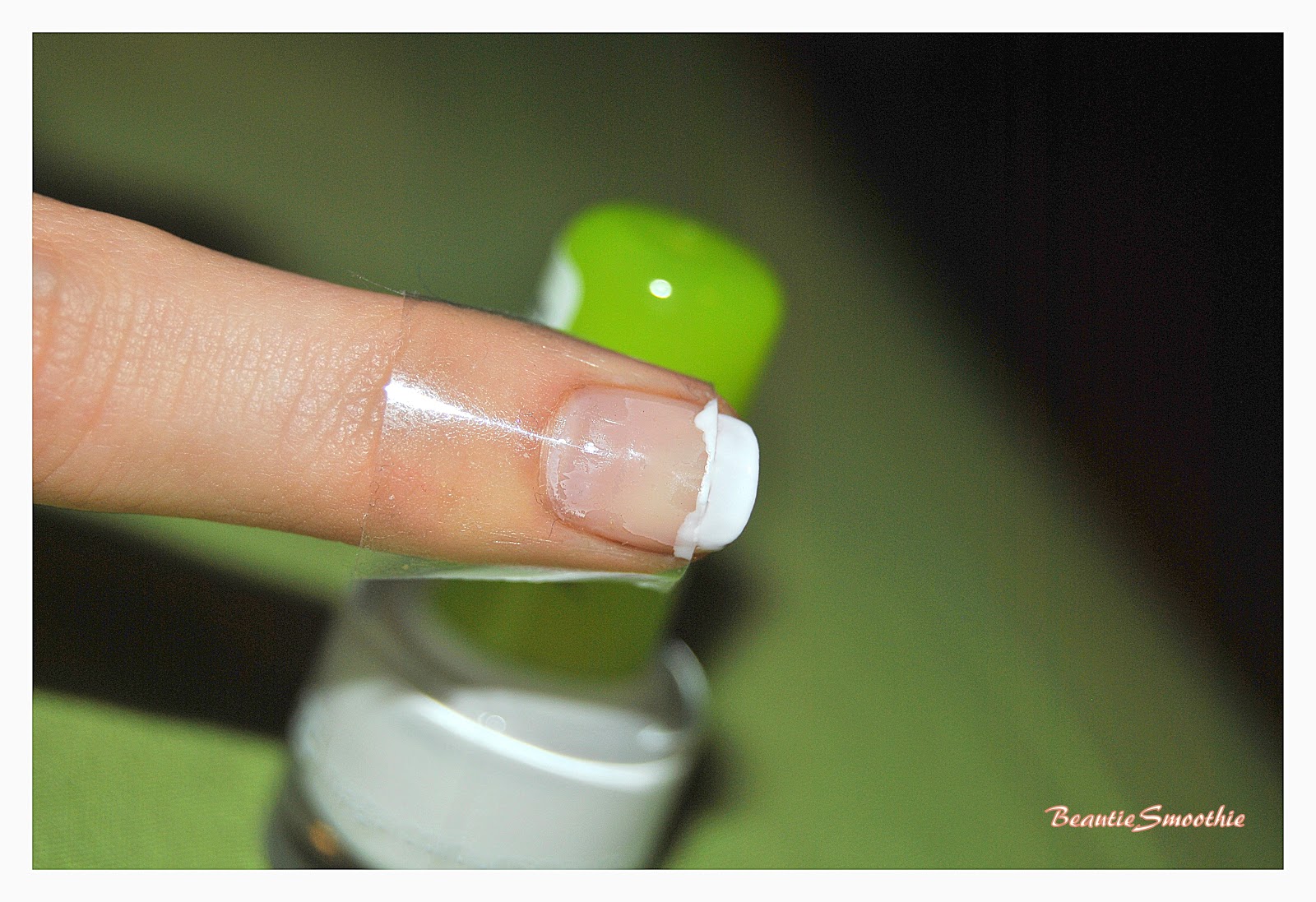 BeautieSmoothie: DIY FRENCH MANICURE