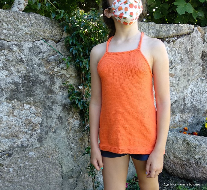 Con hilos, lanas y botones: Top Ámbar (patrón gratis)