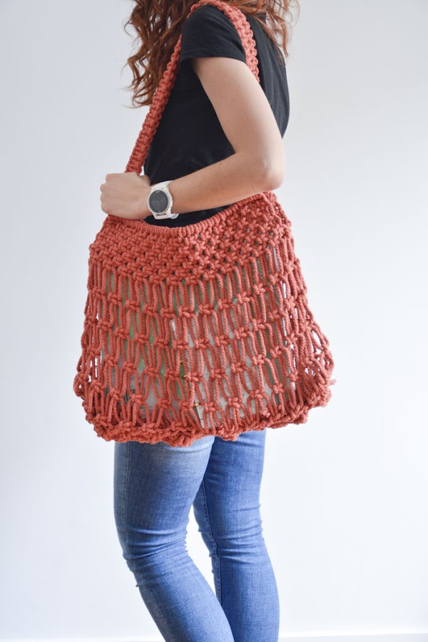 Macramé tote bag