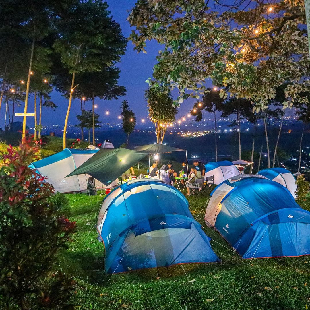 Lokasi & Harga Camping D'Bunder View Pamijahan Bogor