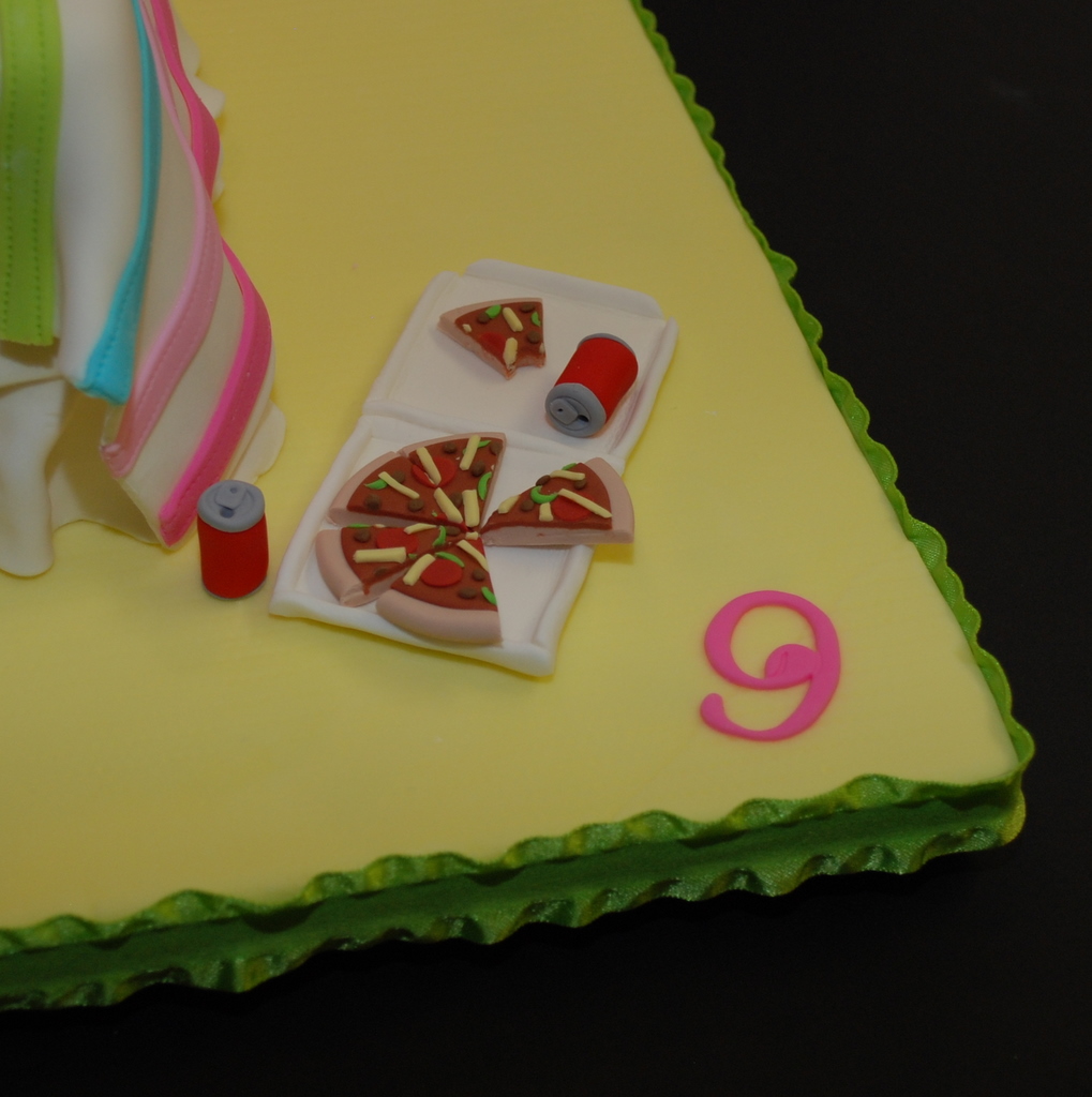 the-bakery-next-door-slumber-party-birthday-cake