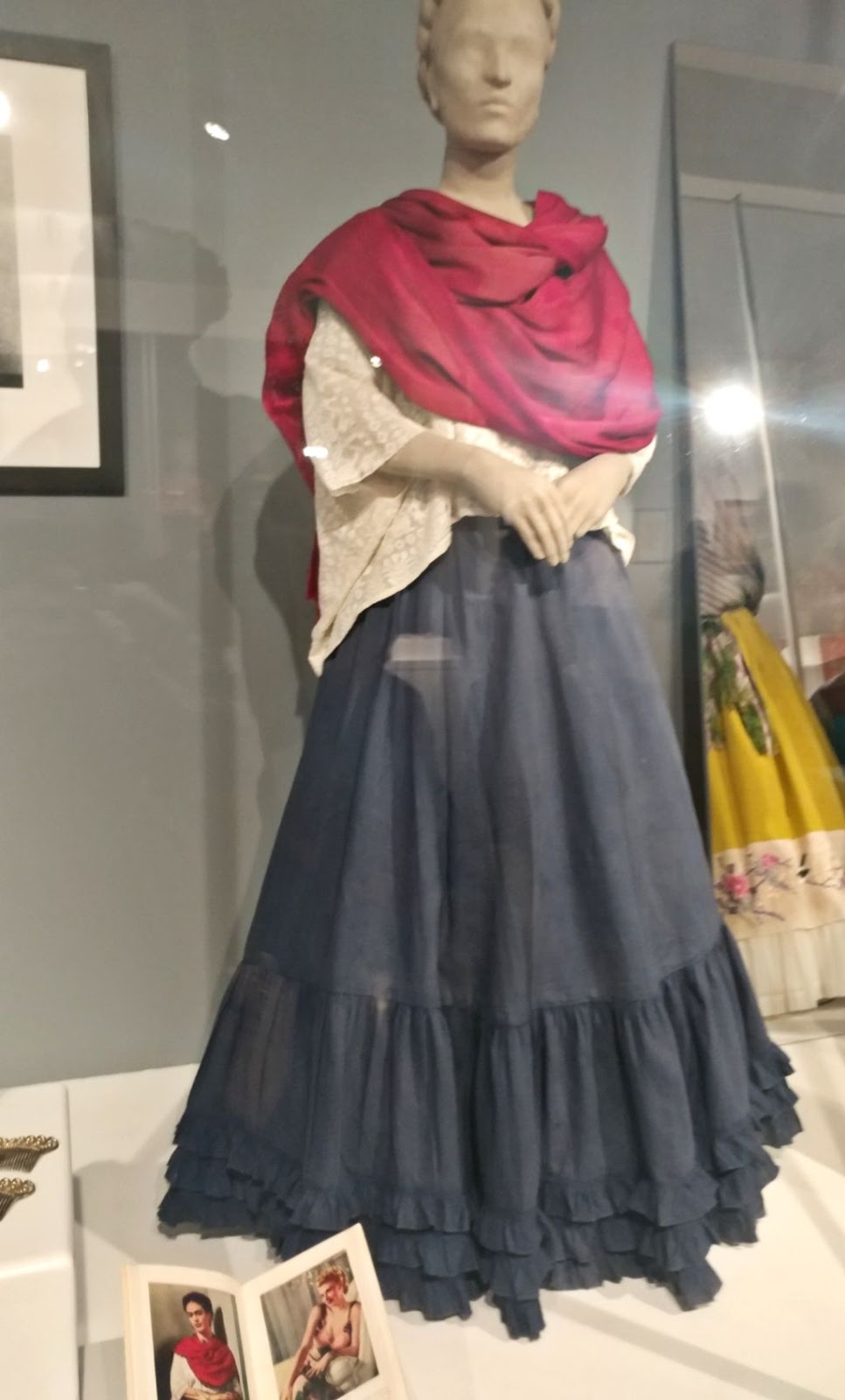FRIDA KAHLO: APPEARANCES CAN BE DECEIVING // EXHIBITION REVIEW 2019