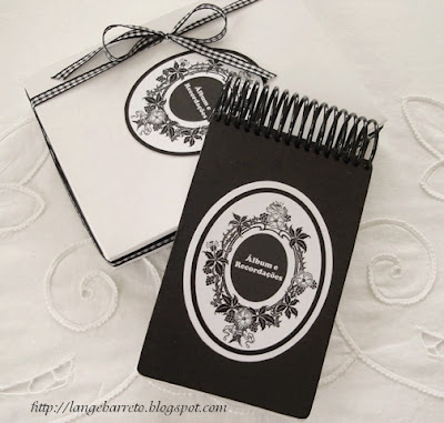 Mini álbum scrapbook