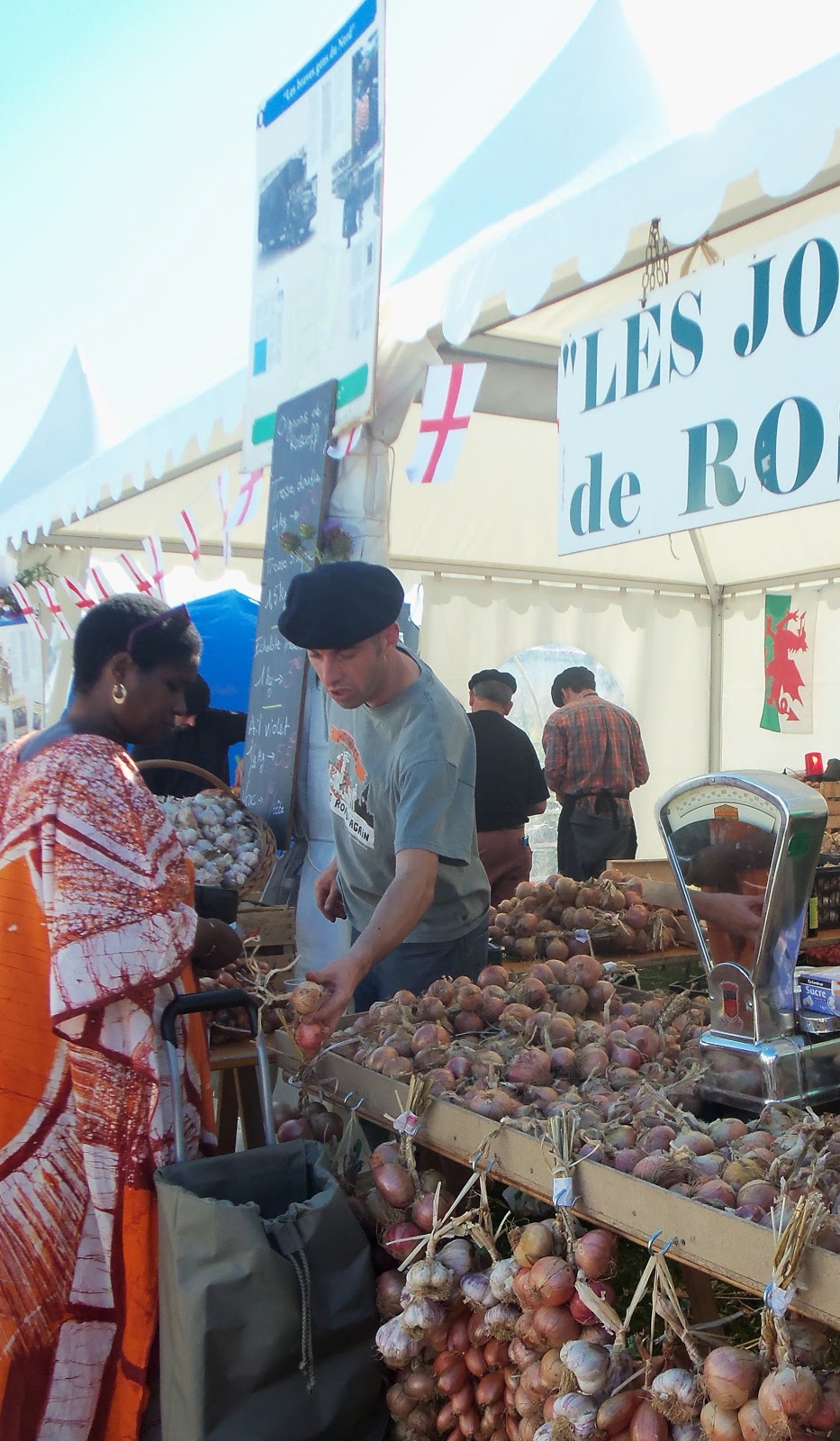 Looking for Johnny Onions Onions galore! Roscoff August 20, 2011