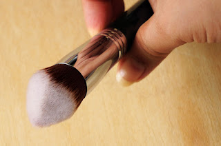 SIGMA 3DHD Kabuki Brush SIGMA 3DHD Kabuki Brush, Sigma Brushes, Sigma Beauty, Beauty Review, Beauty blog, makeup, make up, makeup brushes, makeup blog, red alice rao, redalicerao, top beauty blog, Kabuki Brush, best beauty blog