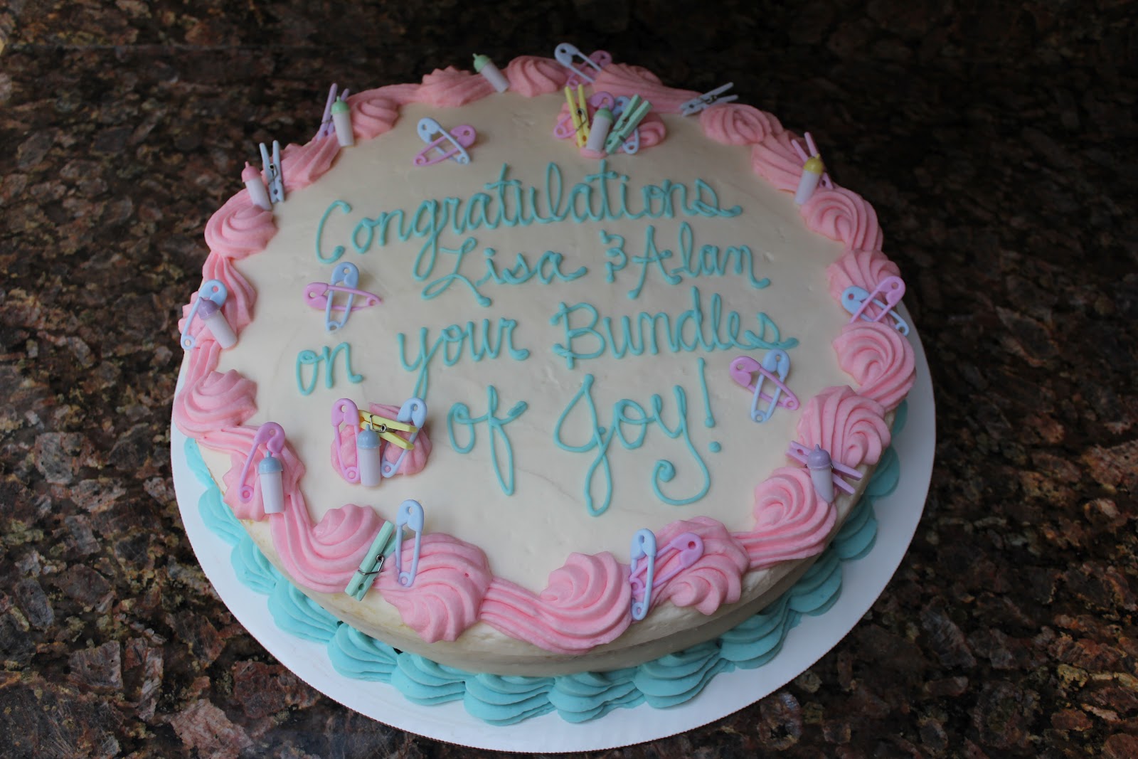 Hanna's Desserts: baby shower cake for twins