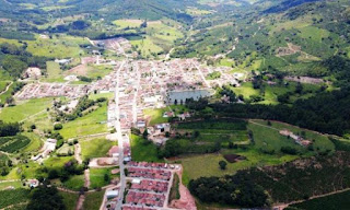 VIAGEM, TURISMO E AVENTURAS POR LUGARES INCRÍVEIS ALBERTINA / MINAS