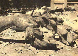 Angel de la Independencia tras el sismo de 1957.