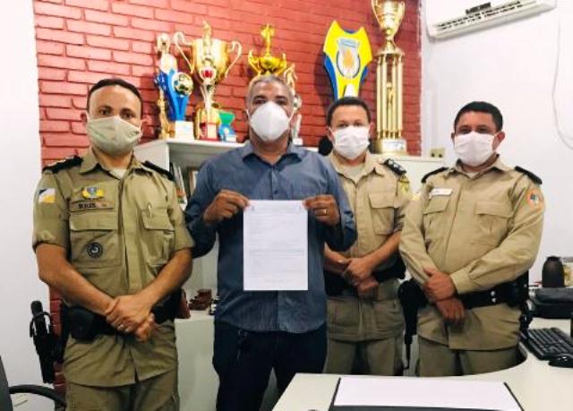Sargento Da Costa completa 30 anos de serviço e assina pedido de transferência para a reserva da PMTO