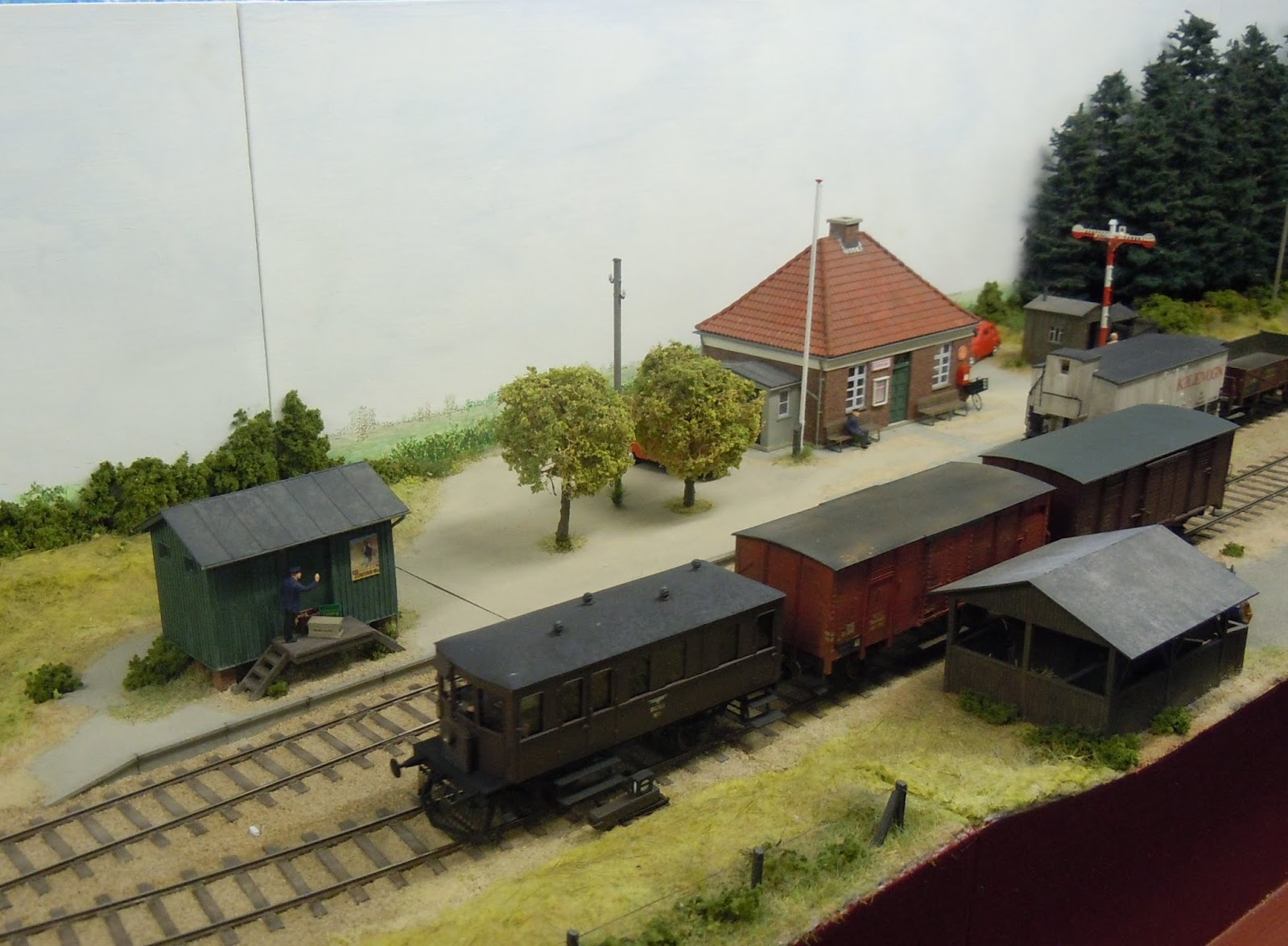 Michael's Model Railways: A trip to Uckfield