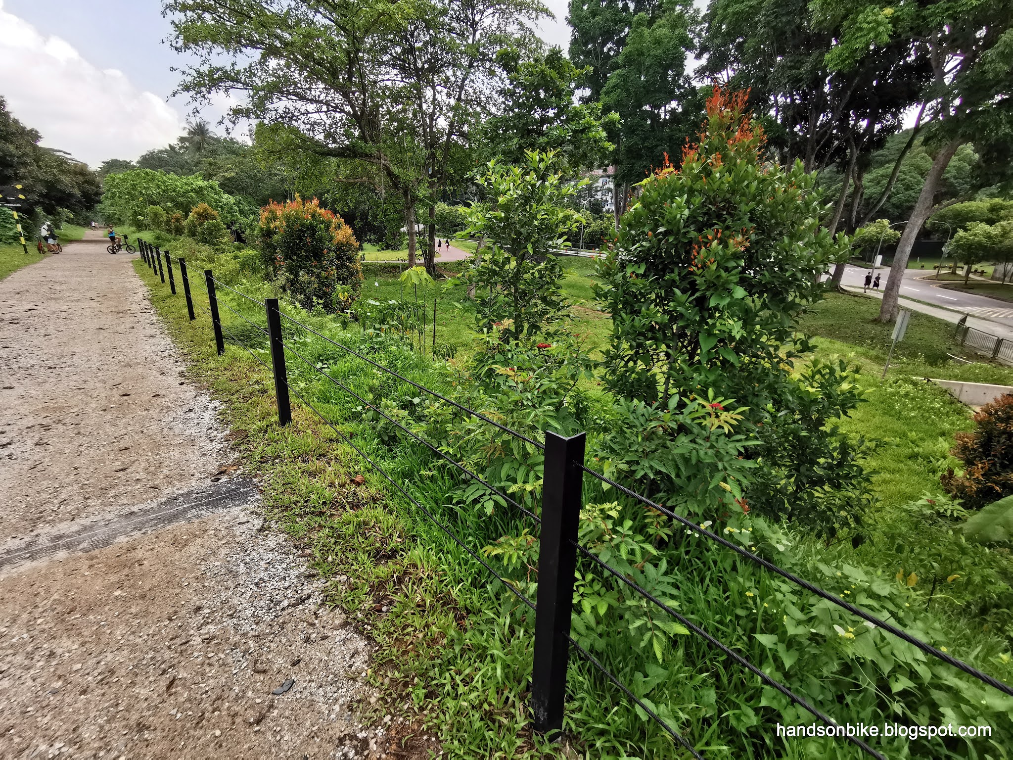 Hands On Bike Green Corridor Cycling Guide April 2021