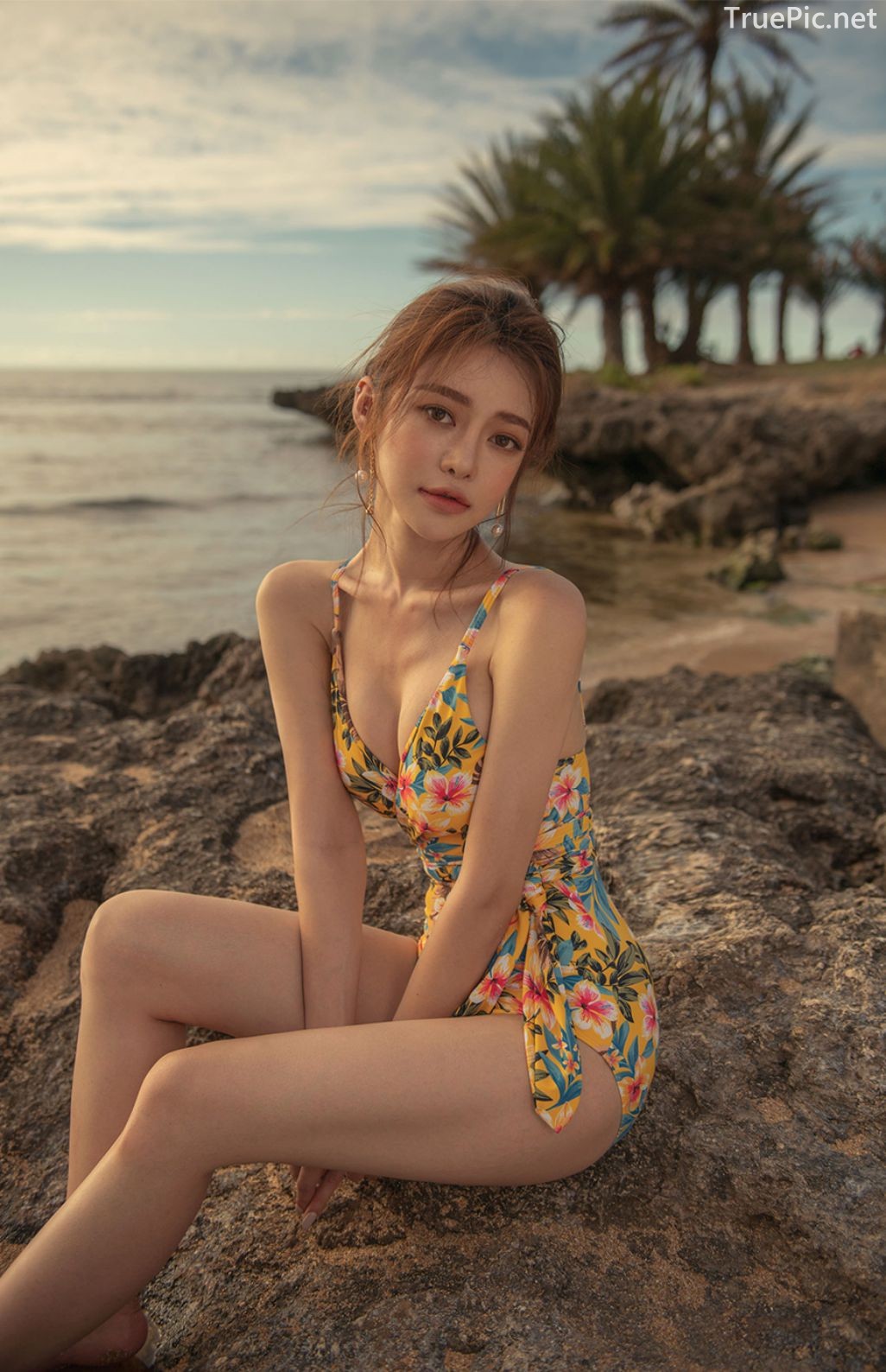 Korean Fashion Model - Kim Moon Hee as an Angel in Summer Swimsuit - TruePic.net - Picture 5