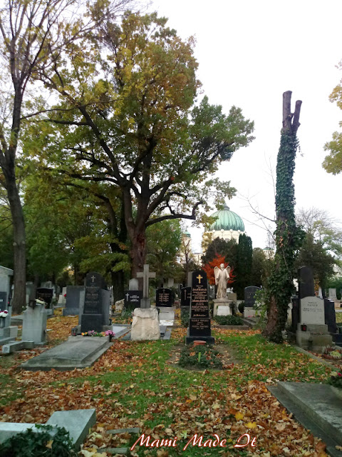 Wiener Zentralfriedhof - Vienna Central Cemetery