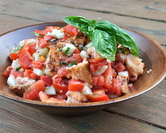 Panzanella (Classic Italian Tomato Salad)