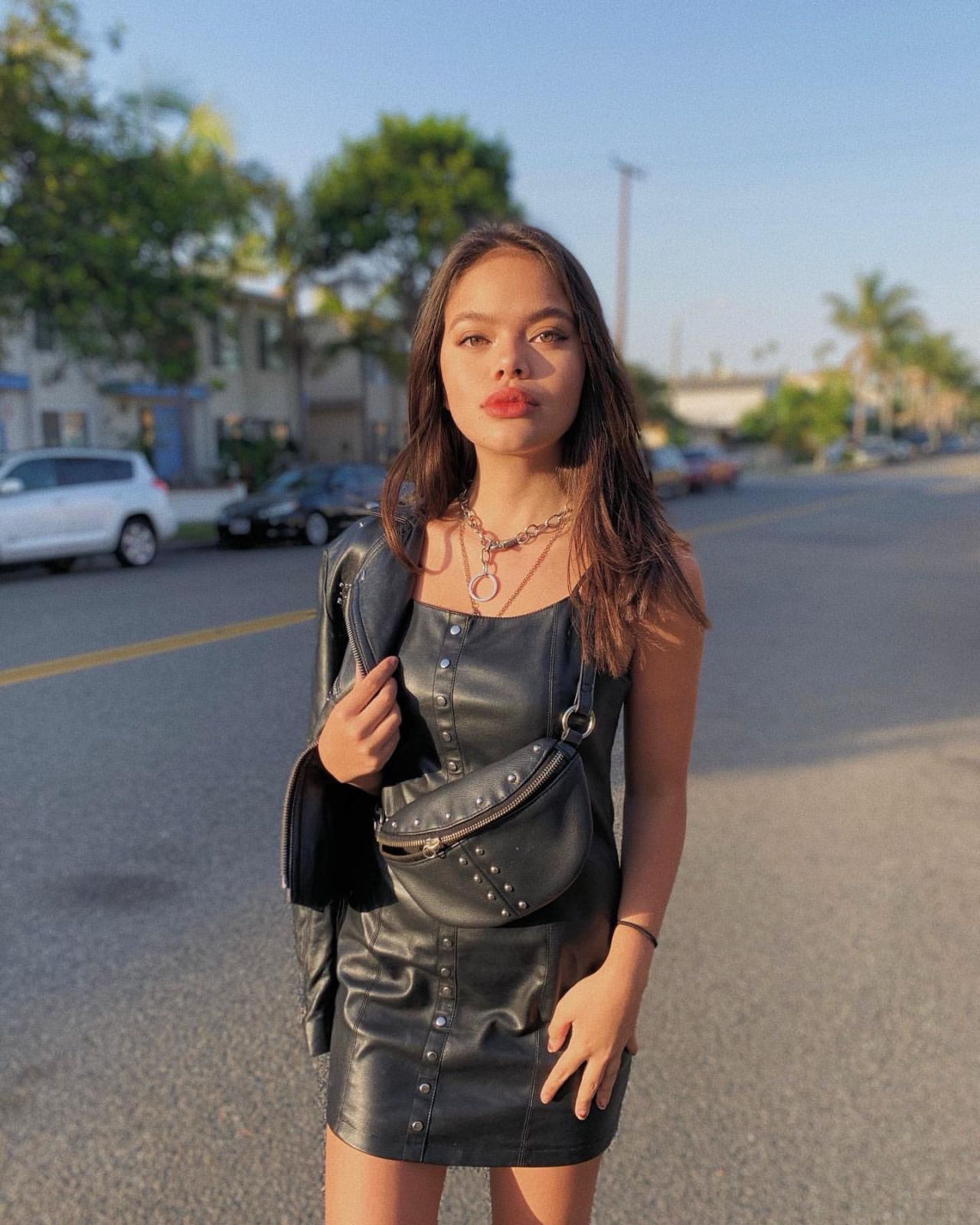 Malia Pyles – Social Media 11/22/2019 | eZineInsider.com Celebrity