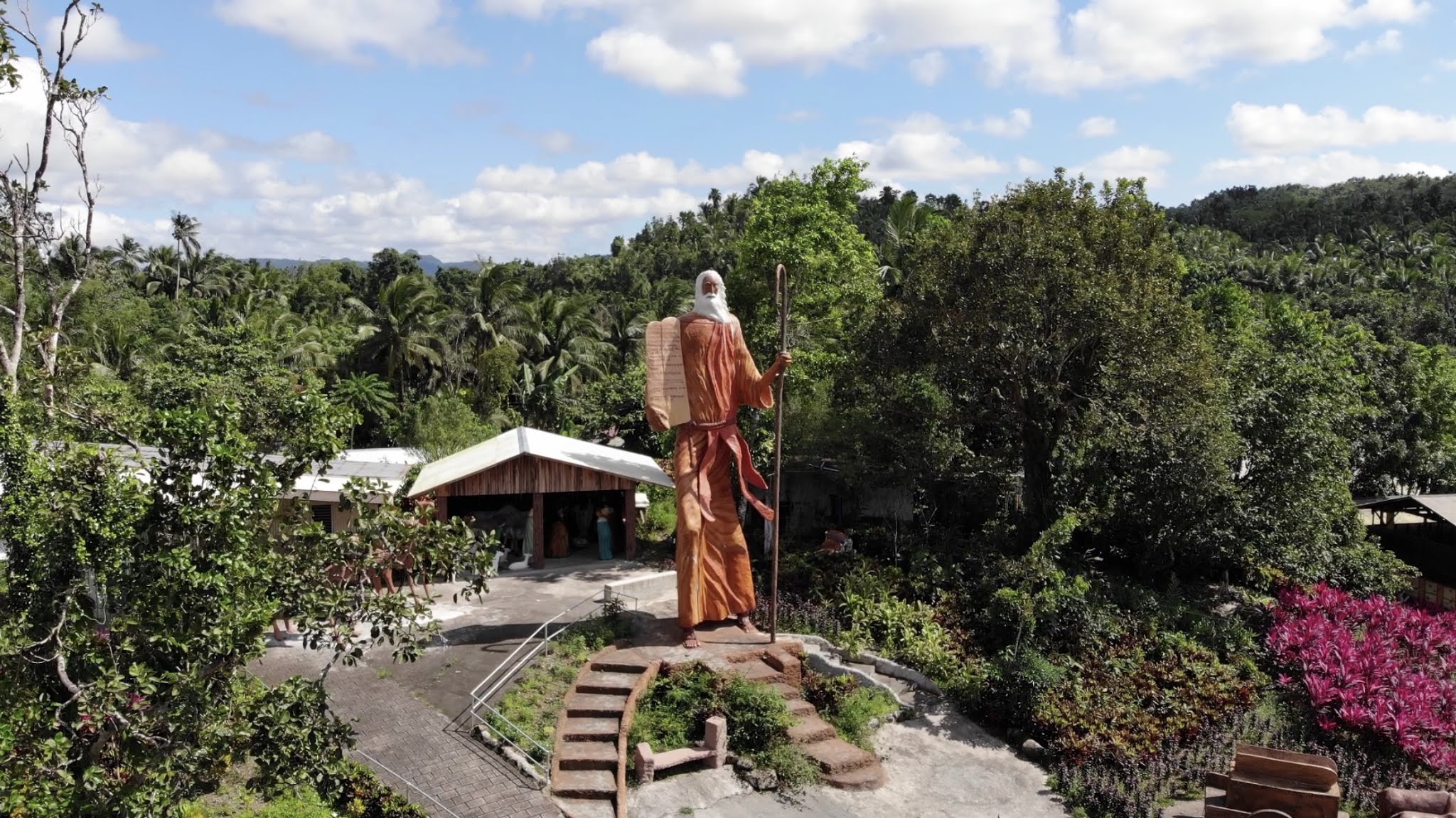 Mainit Hot Spring