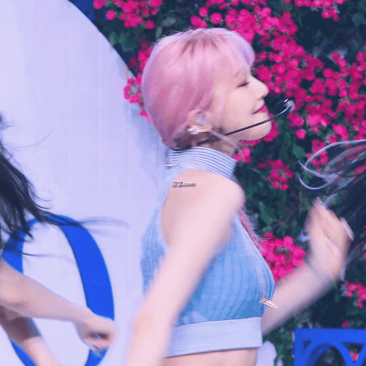 프로미스나인 백지헌 8장 ㄷㄷ