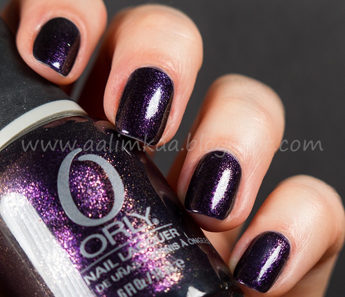 http://aalimkaa.blogspot.com/2014/03/orly-out-of-this-world.html