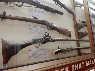 バレンシアの軍事史博物館(Museu Històric Militar)銃の展示
