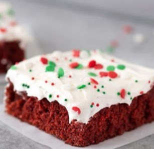 RED VELVET BROWNIES WITH MARSHMALLOW 