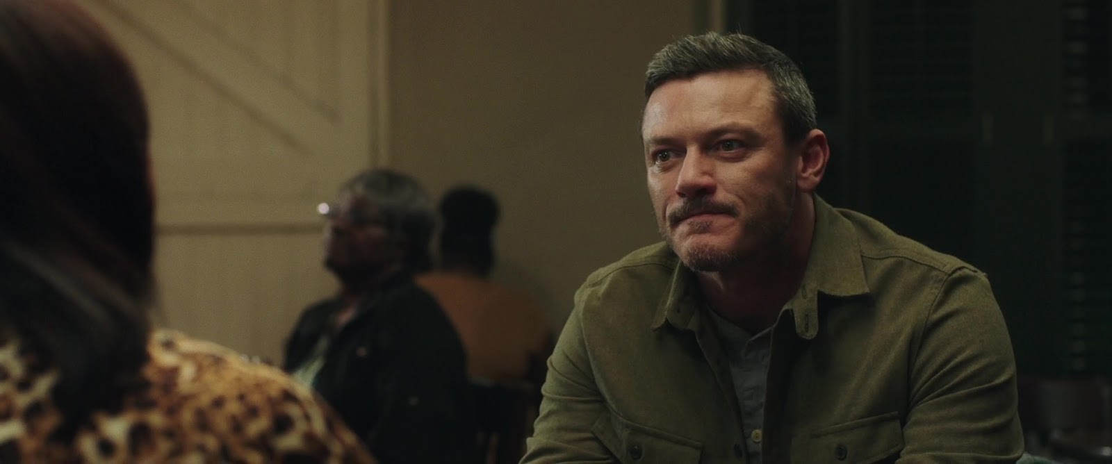 ausCAPS Luke Evans 'nude' in Ma