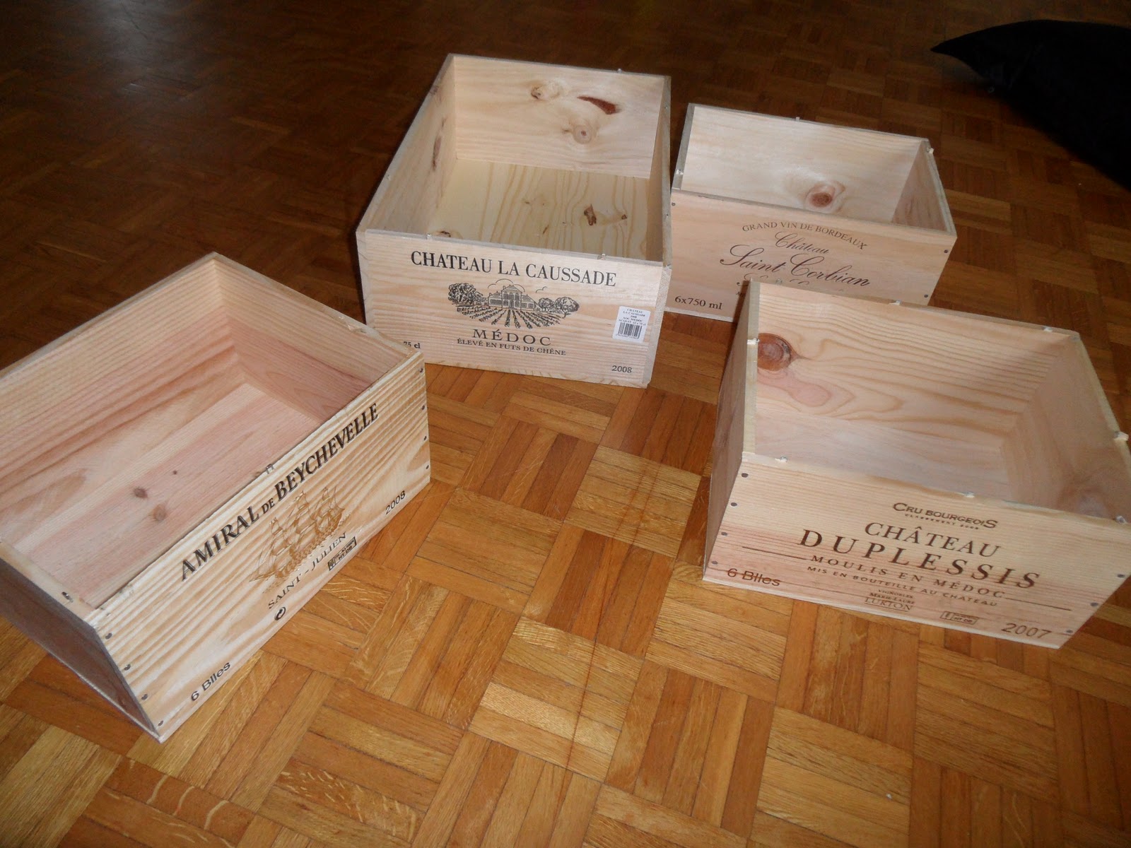 Reutilizar y Crear Muebles con cajas de vino de madera