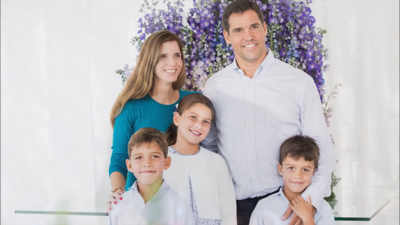 Le trône et l'autel Louis de Bourbon, duc d’Anjou vœux aux Français