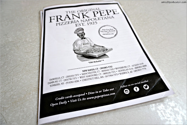 Carta del Frank Pepe Pizzeria Napoletana en New Haven, Connecticut