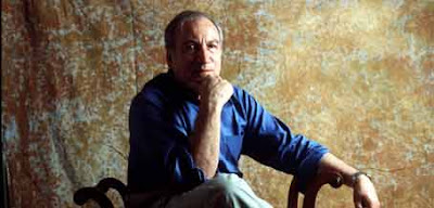 La antigua Biblos Tinieblas para mirar Tomás Eloy Martínez