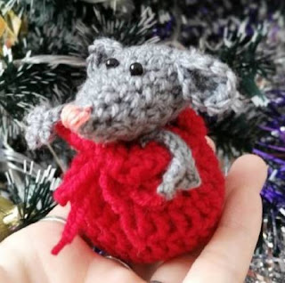 PATRON GRATIS BOLA DE NAVIDAD RATON AMIGURUMI 48041 🐁