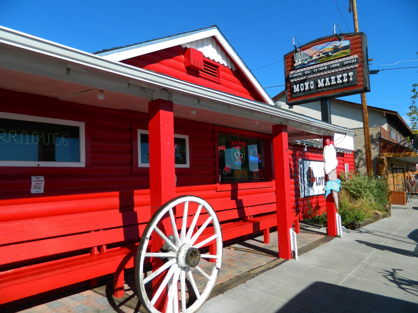 Palos Verdes Daily Photo MONO MARKET at Lee Vining, CA
